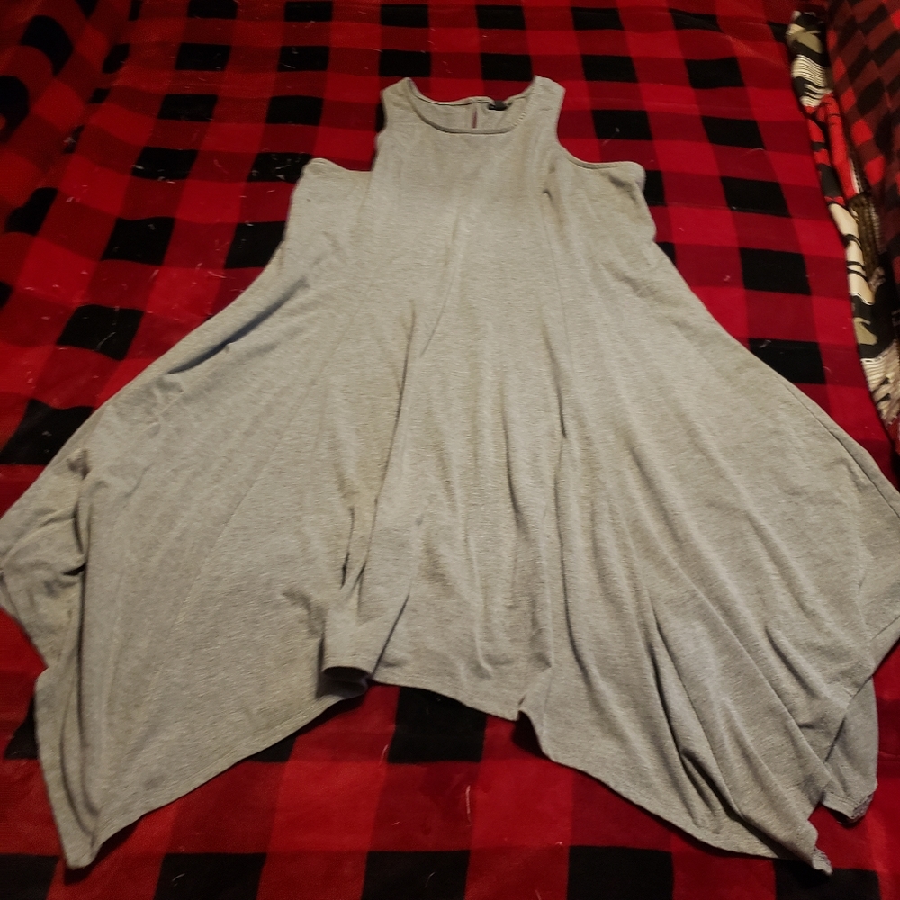 Sleeveless dress